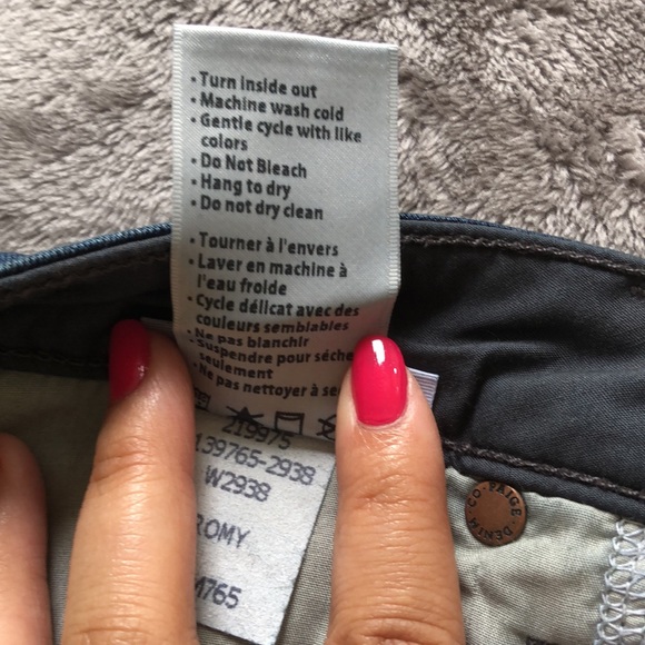 PAIGE Women’s Straight Leg Jeans - Picture 6 of 8